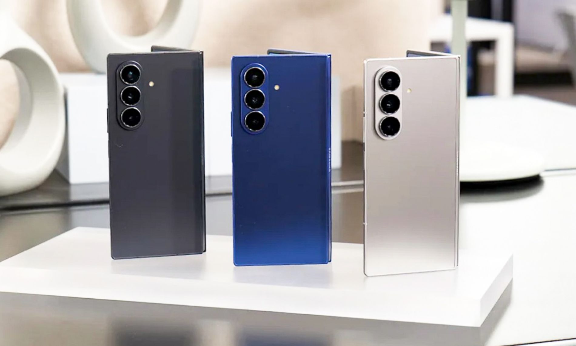 Hình ảnh cho danh mục Samsung Galaxy Z Fold7 ra mắt: Định nghĩa lại tương lai trong lòng bàn tay bạn